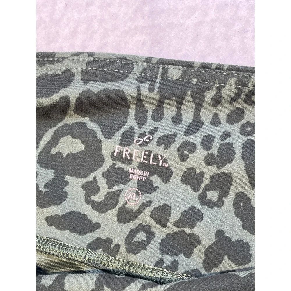 Freely Womens XL Leggings Olive Green Animal Print High Waist Pockets Athletic